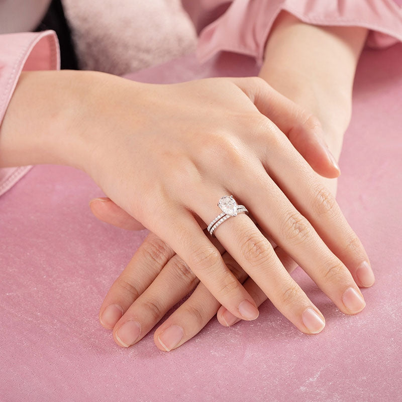 2 Carat Pear Cut Moissanite Diamond Ring Set (1 pcs / 2 pcs) 925 Sterling Silver