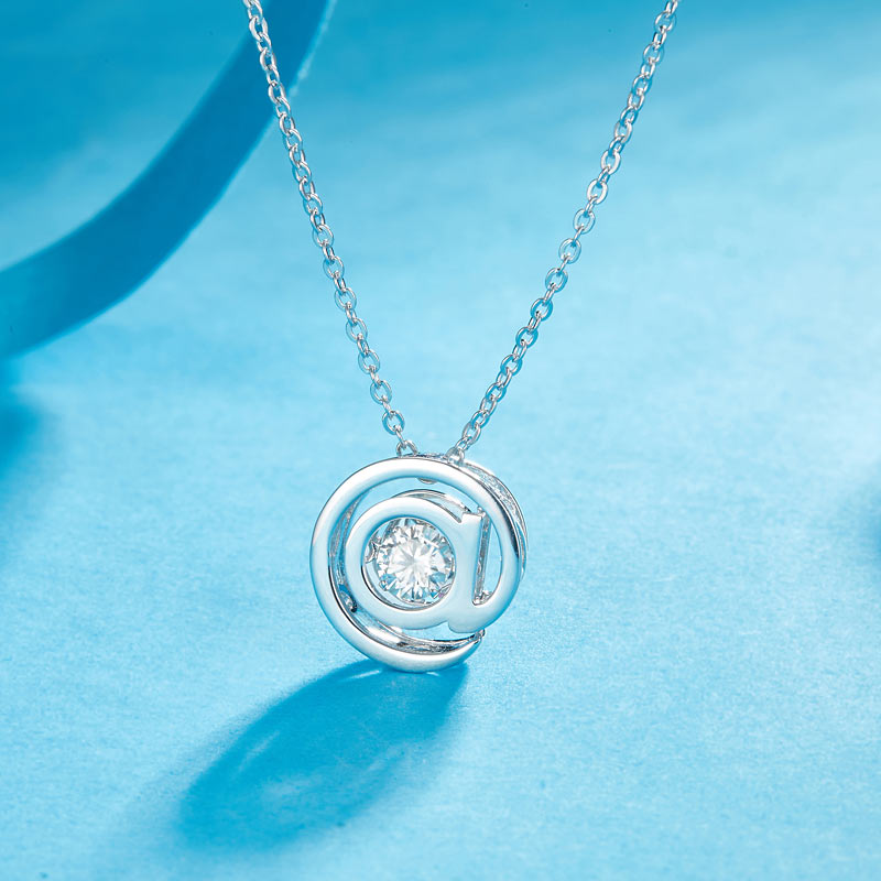 Pendant Moissanite Diamond Dancing Stone Necklace 925 Sterling Silver
