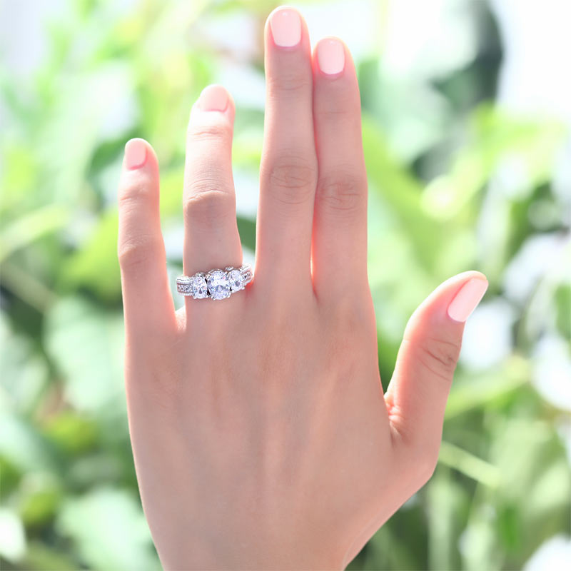 Vintage Style 2 Carat Simulated Diamond Solid 925 Sterling Silver Wedding Engagement Ring