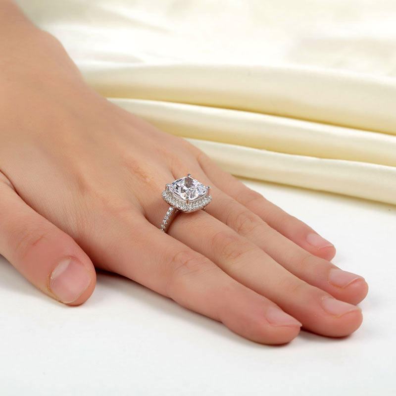 925 Sterling Silver Wedding Engagement Ring 5 Carat Simulated Diamond