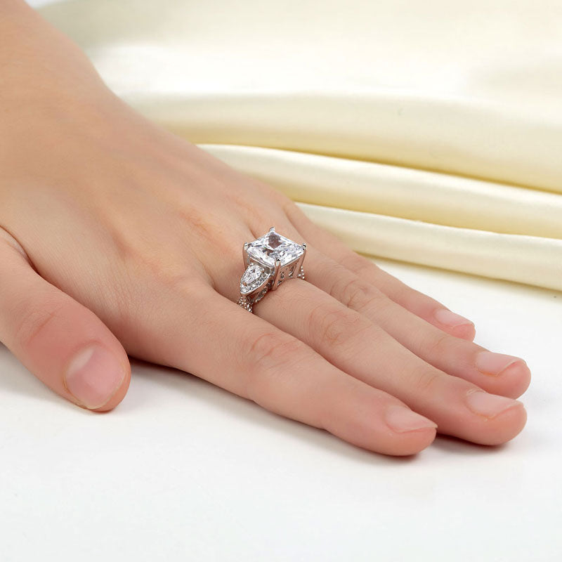 Luxury 925 Sterling Silver Wedding Engagement Ring Vintage 4 Ct Simulated Diamond