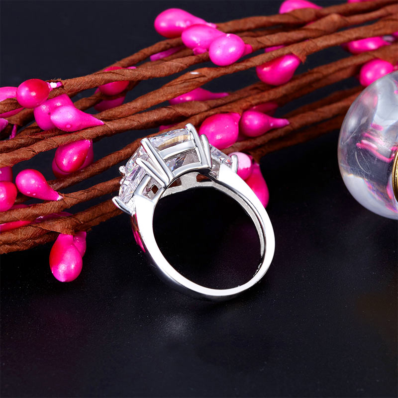Cushion Cut 4 Carat 925 Sterling Silver Ring Party Luxury Jewelry Simulated Diamond