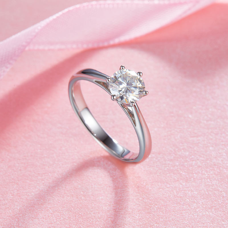 1 Carat Moissanite Diamond Classic 6 Claws Engagement 925 Sterling Silver Ring