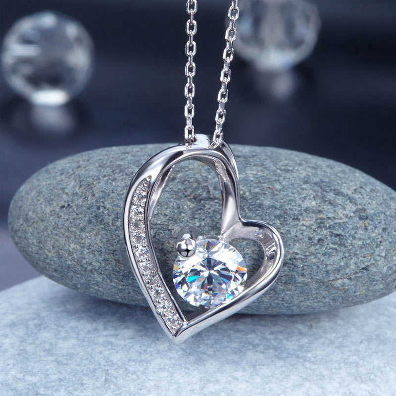 1 Carat Simulated Diamond Heart 925 Sterling Silver Pendant Necklace