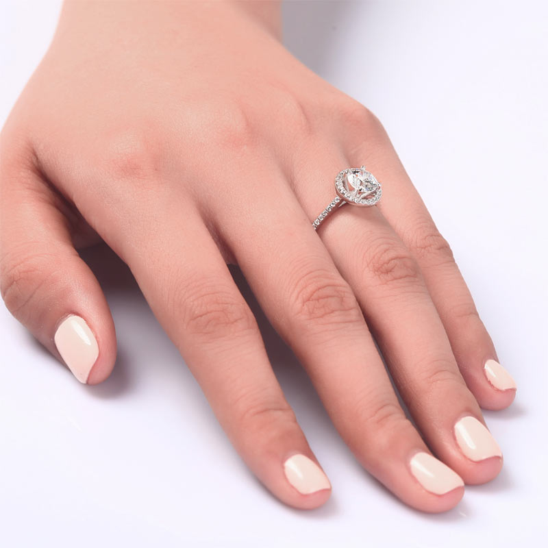 1.25 Carat Round Cut Simulated Diamond 925 Sterling Silver Wedding Engagement Ring