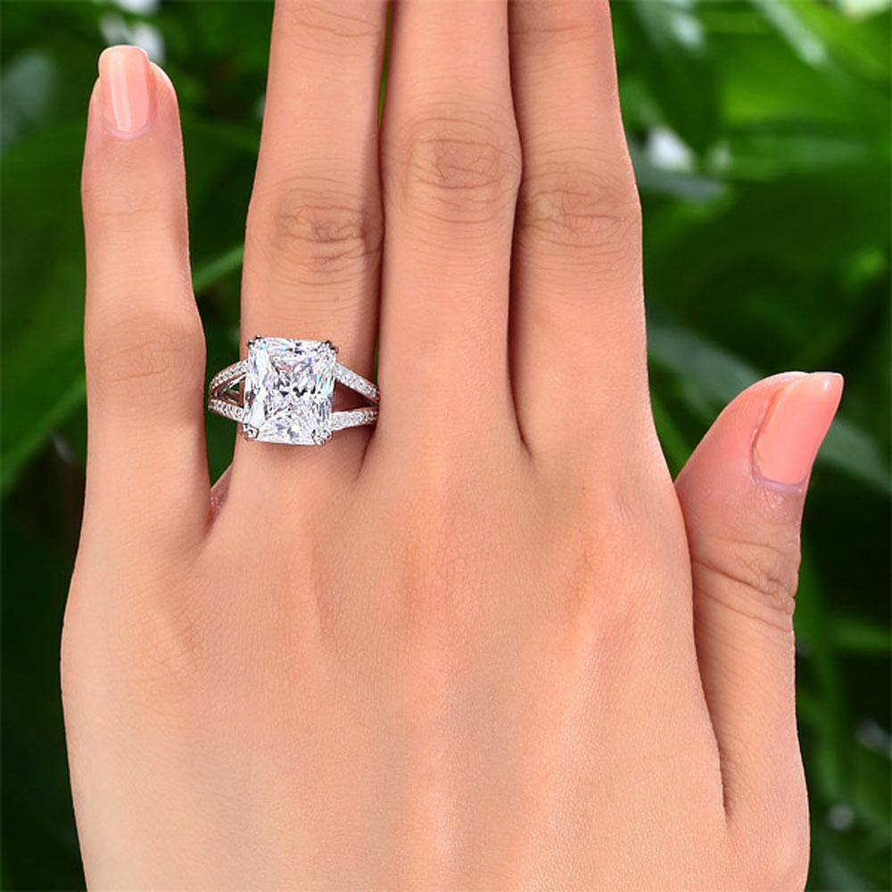 Solid 925 Sterling Silver Luxury Ring Anniversary 6 Carat Simulated Diamante
