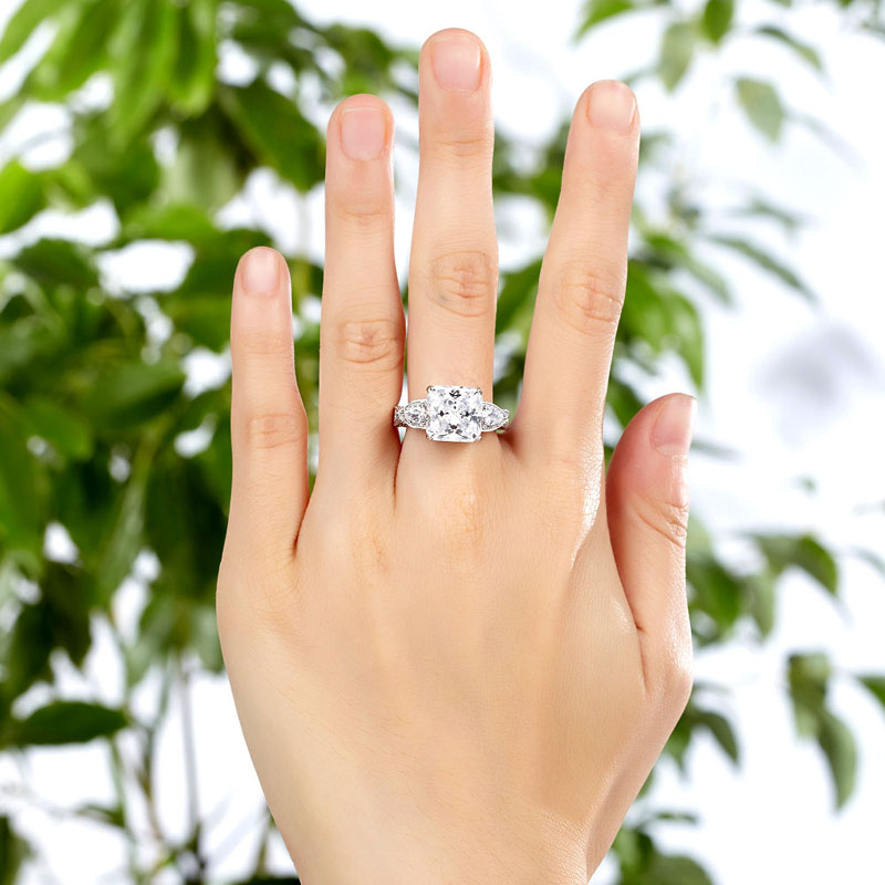 Luxury 925 Sterling Silver Wedding Engagement Ring Vintage 4 Ct Simulated Diamond