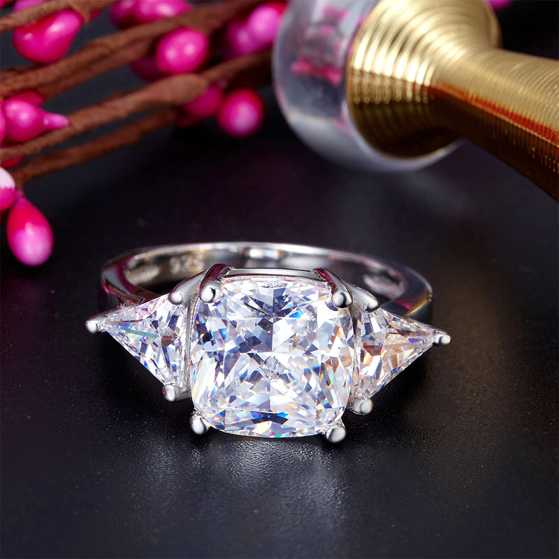 Cushion Cut 4 Carat 925 Sterling Silver Ring Party Luxury Jewelry Simulated Diamond