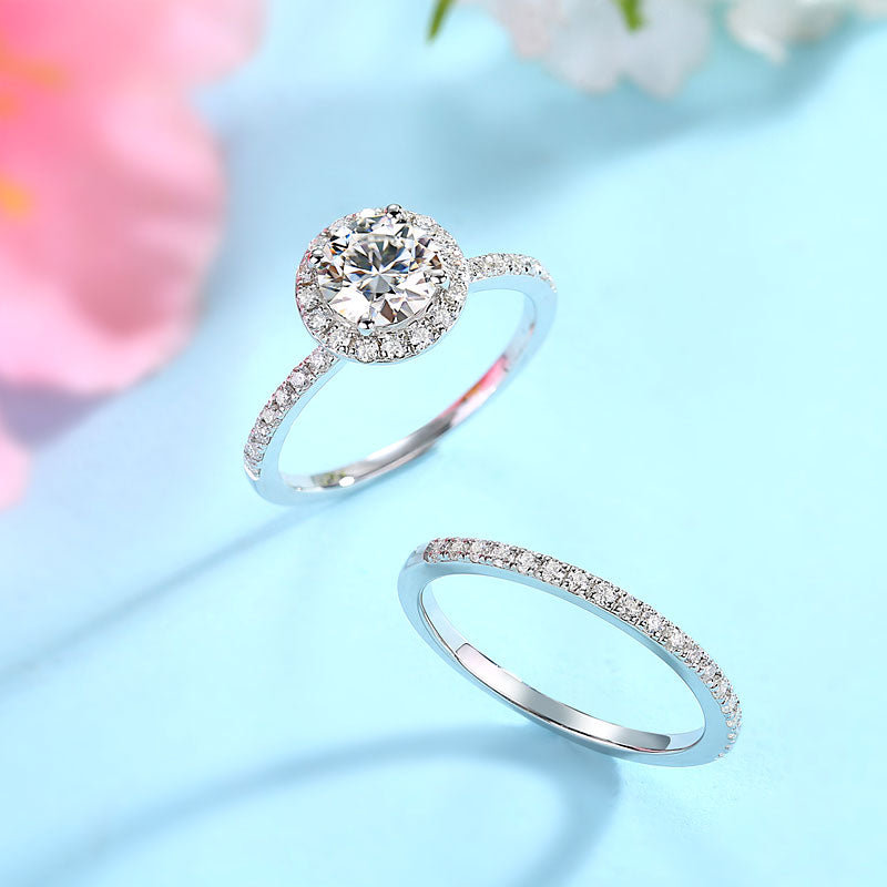 1 Carat Moissanite Diamond Halo Ring Set (1 pcs / 2 pcs) 925 Sterling Silver