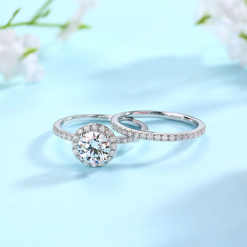 1 Carat Moissanite Diamond Halo Ring Set (1 pcs / 2 pcs) 925 Sterling Silver