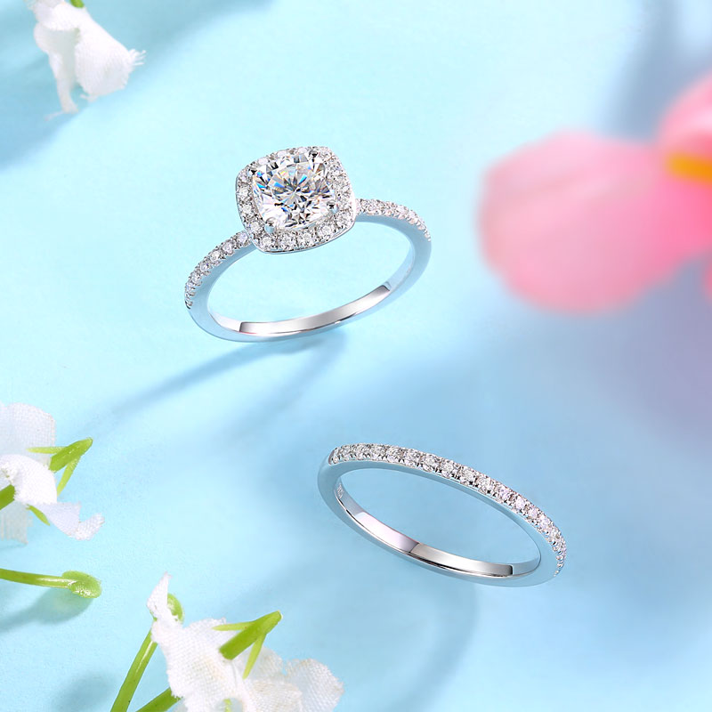 Cushion Cut 1 Carat Moissanite Diamond  Ring Set (1 pcs / 2 pcs) 925 Sterling Silver
